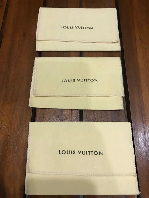 dust bag louis vuitton vintage originale|louis vuitton plastic tote bag.